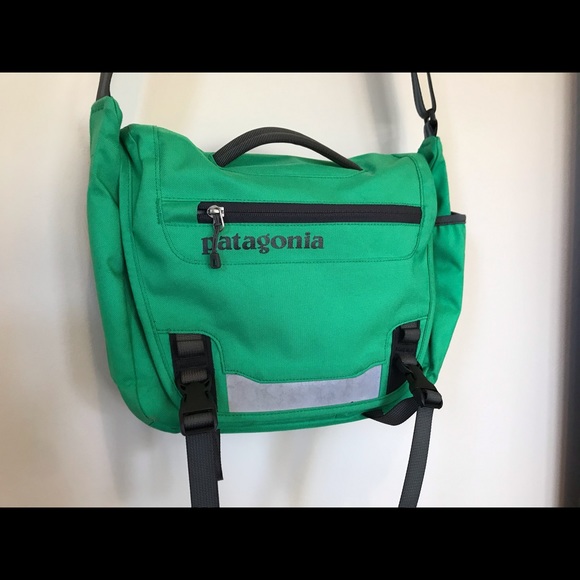 Patagonia Handbags - Patagonia Mini Mass Bag